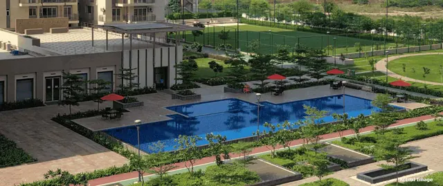 Conscient Heritage Max - pool and lawns (actual photo) thumbnail