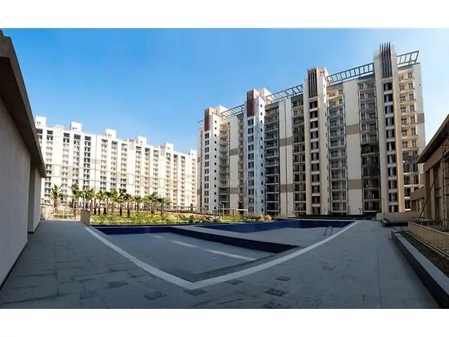 Emaar Gurgaon Greens - Sector 102, Gurgaon - photo 4 thumbnail