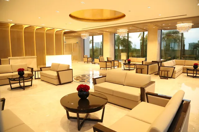 Puri Emerald Bay - clubhouse lounge (real photo) thumbnail